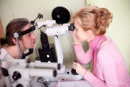 Щелевая лампа ЩЛ-2Б, применяют в офтальмологии для бесконтактного визуального исследования «оптических срезов» живого глаза объективными методами биомикроскопии и биомикроофтальмоскопии